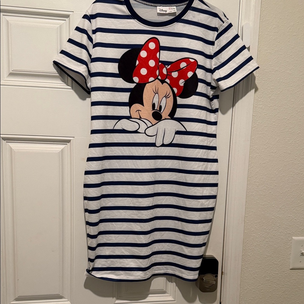 Disney Family Matching Mickey Minne Striped Shirt set - Woman XL, Men M, Child 6 - Picture 3 of 5